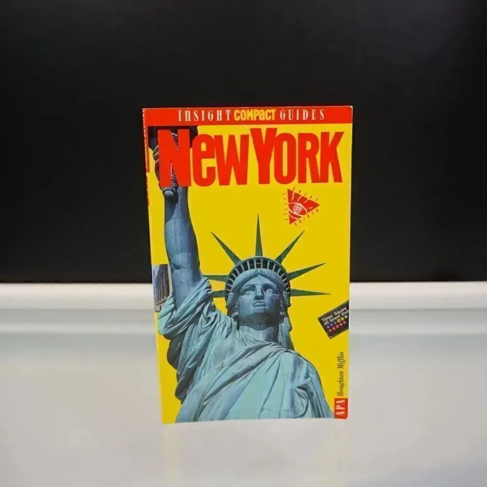Insight Compact Guides: New York 1995 APA Publications Twin Towers